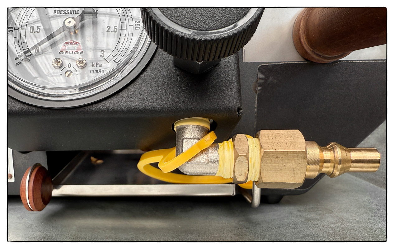 Chaff Tray Under Burner