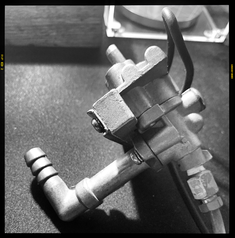 Old Gas Control Inlet Barb