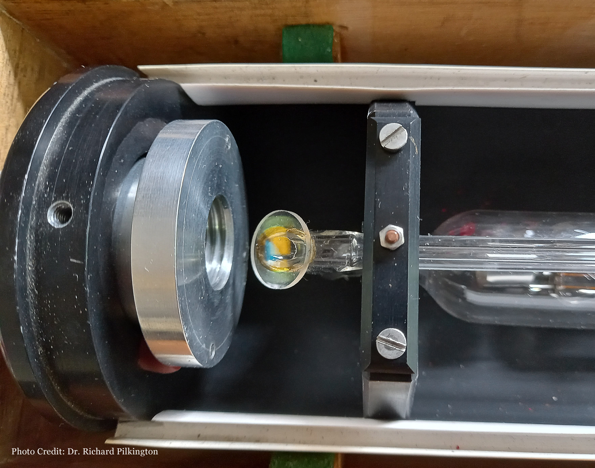 Elliott Model 315-HNL-8A Laser Brewster Window